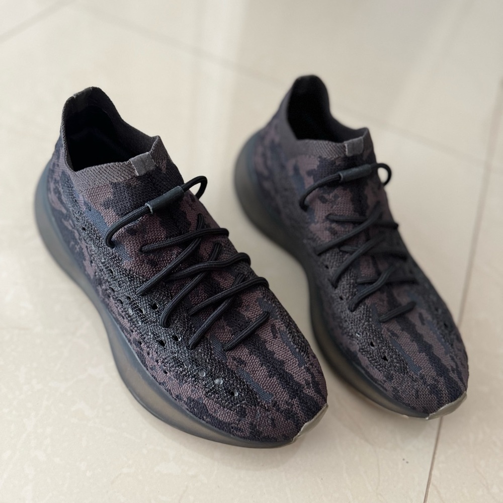 Yeezy Adidas Boost 380 in Onyx